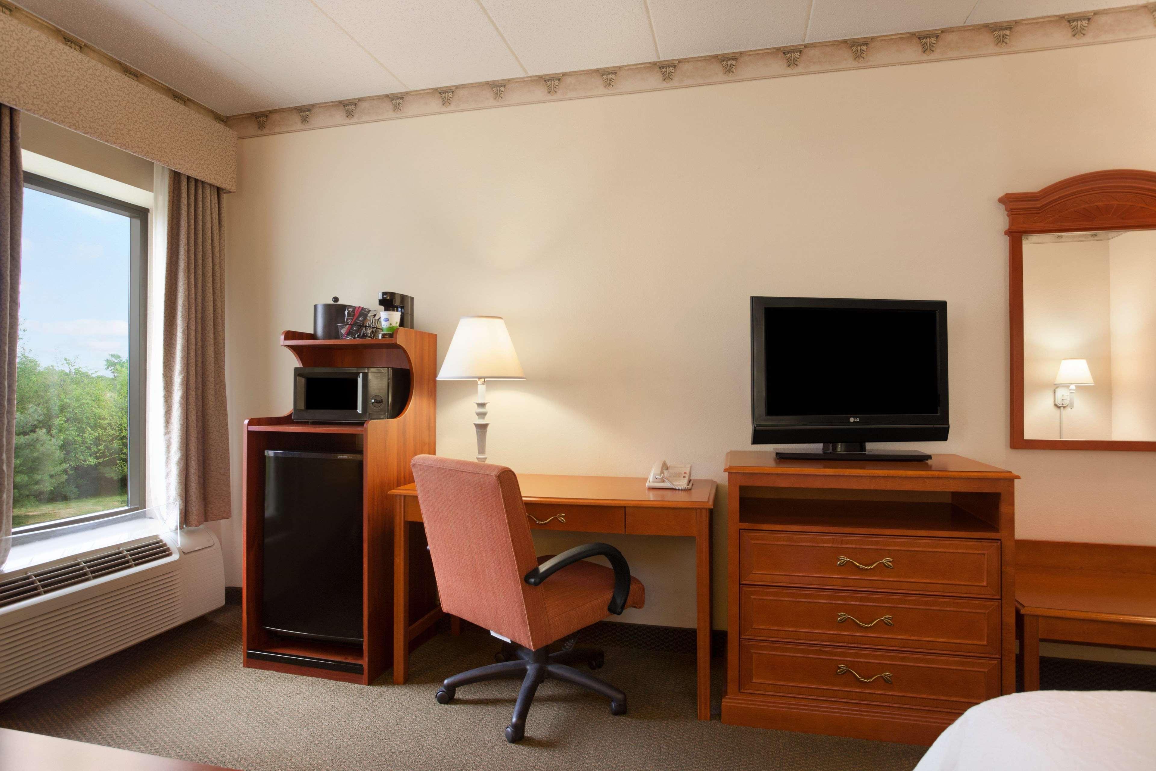 Hampton Inn Квакертаун Екстер'єр фото
