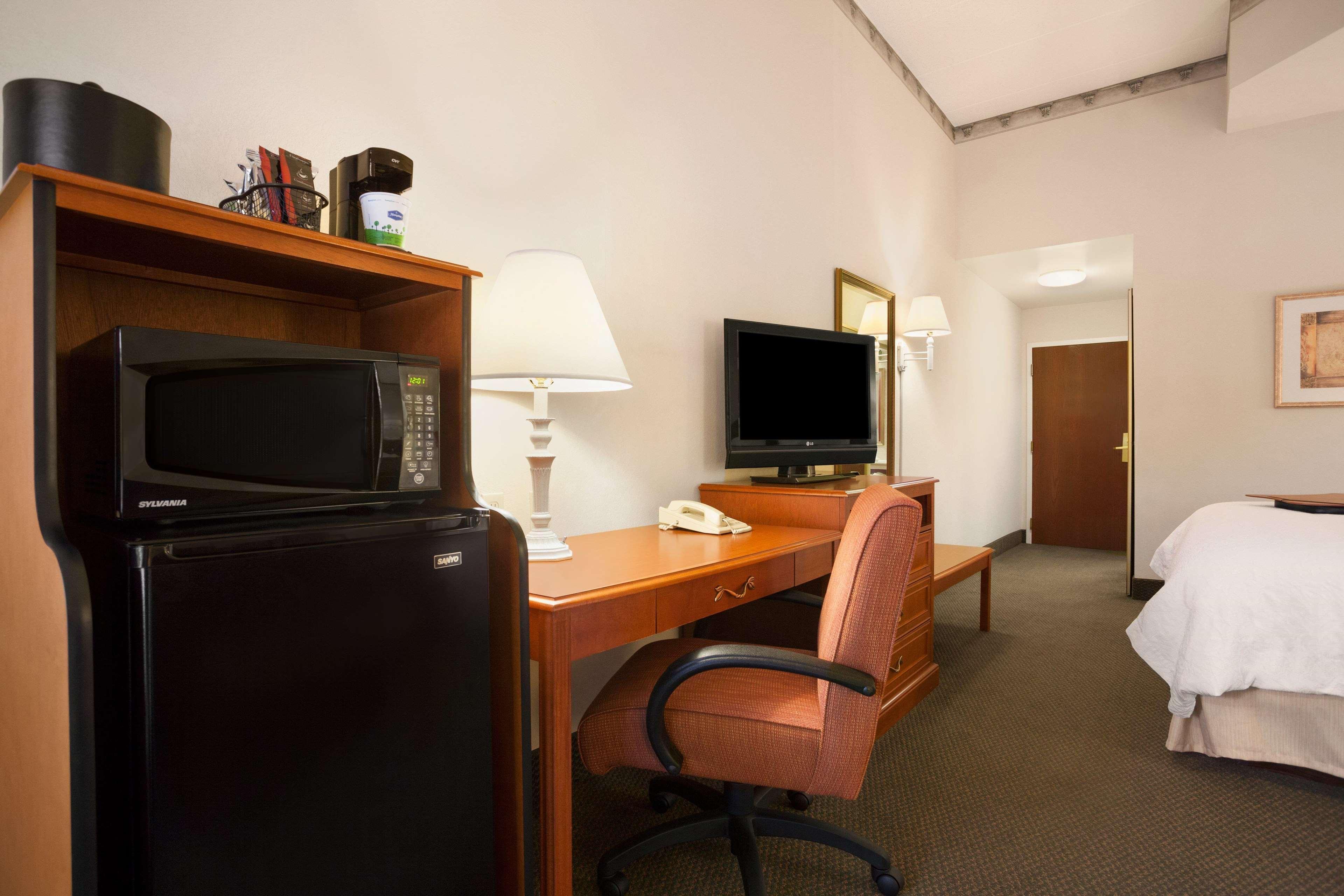 Hampton Inn Квакертаун Екстер'єр фото