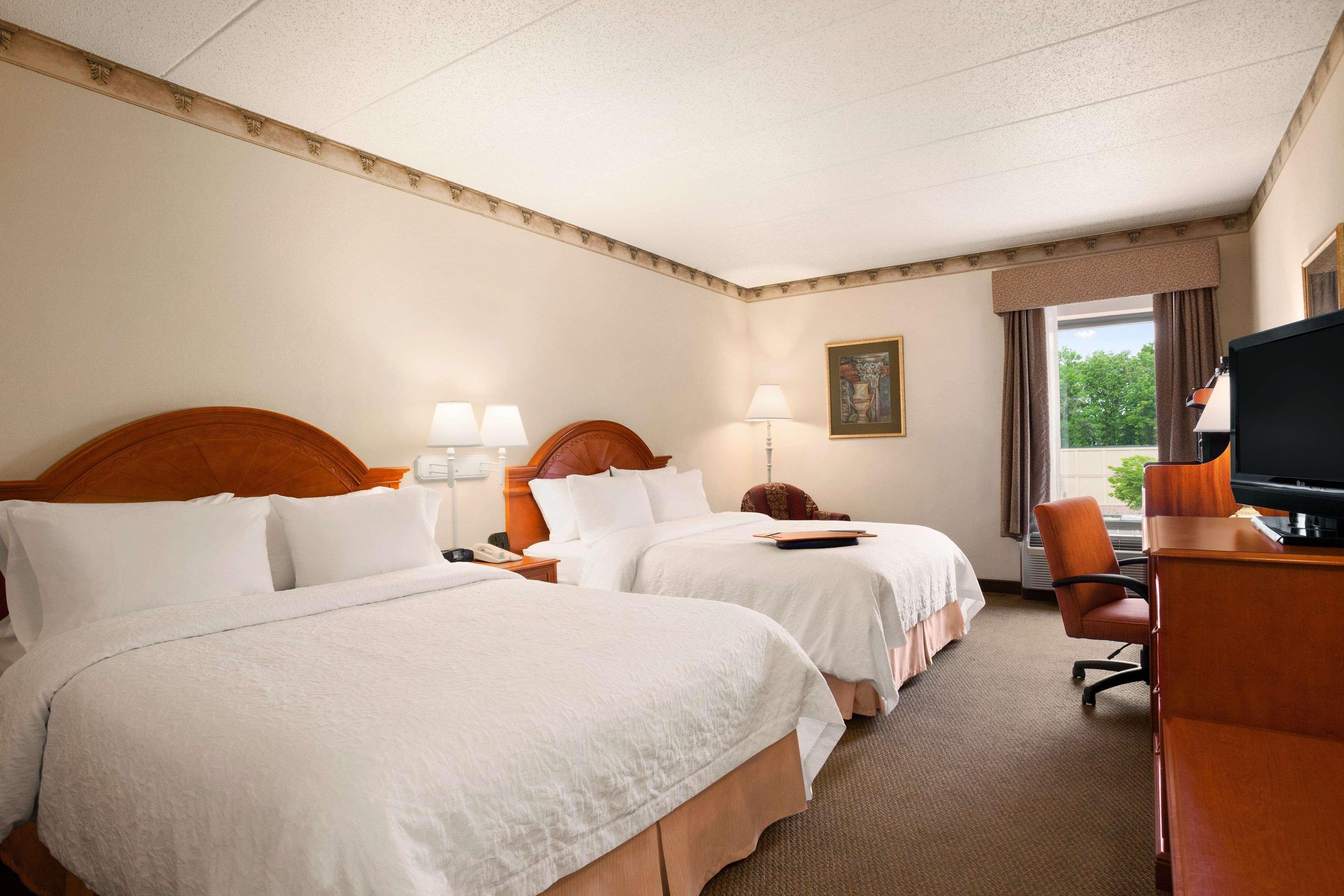 Hampton Inn Квакертаун Екстер'єр фото