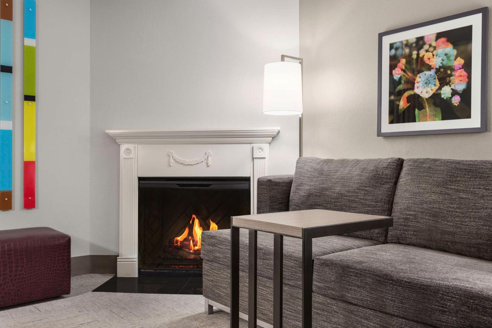 Hampton Inn Квакертаун Екстер'єр фото