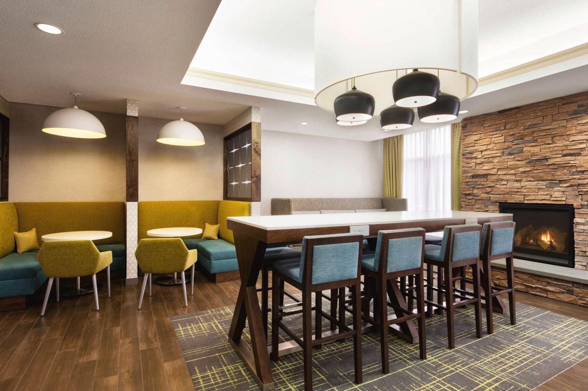 Hampton Inn Квакертаун Екстер'єр фото